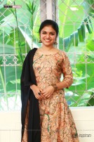 Raveena (aka) Raveena Ravi