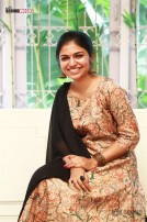 Raveena (aka) Raveena Ravi