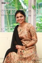 Raveena (aka) Raveena Ravi