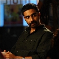 nadunisi-naigal-gautham-menon-13-12-10