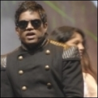 yuvan-shankar-raja-ilaiyaraja-19-01-11