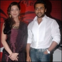 suriya-shruthi-haasan-31-03-11