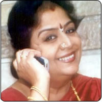 http://www.behindwoods.com/tamil-movie-news-1/may-10-03/images/anu-radha-ramanan-17-05-10.jpg