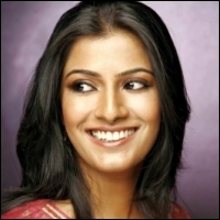 varalakshmi-sarath-kumar-sarath-kumar-13-10-11