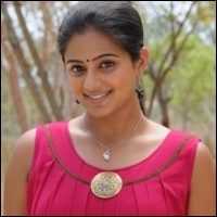priyamani-charulatha-17-09-12