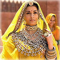 http://www.behindwoods.com/tamil-movie-reviews/reviews-1/images/18-02-08-jodha-akbar-04.jpg