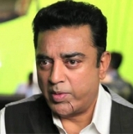 kamal-haasan-jumps-out-of-car-to-avoid-a-collision-photos-pictures-stills