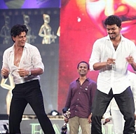 one-man-beats-vijay-and-shahrukh-khan-in-mileage-photos-pictures-stills