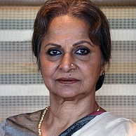 Waheeda Rahman to be honored with lifetime achievement award at IFFI 2013