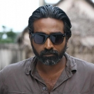 Director Lingusamy admires the awareness of Vijay Sethupathi and compares his thought process to the