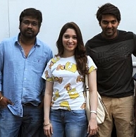 Rajesh assures a killer with Arya and Tamannah!