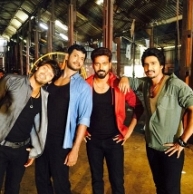 Actors Vishal, Vishnu Vishal and Arya dance for a promotional song for friend Vikranth's film Thakka
