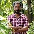 Two times National Award winning lyricist Na Muthukumar dreamt to be a director