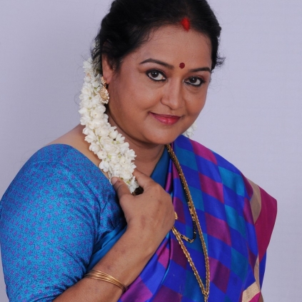 Actress Chithra makes a comeback to films