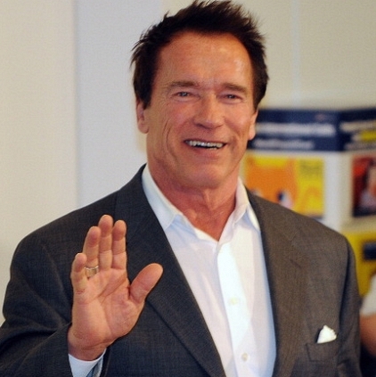 Arnold volunteers to lend his voice to Mark Zuckerberg’s personal Robot.