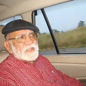 Veteran filmmaker Lekh Tandon passes away, Bollywood expresses grief