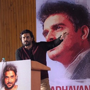 TN political crisis: Madhavan replies to Kamal Haasan