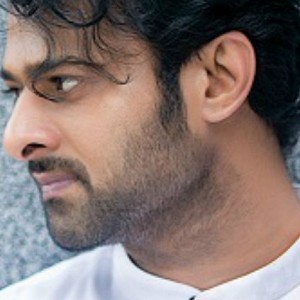 Hot: Prabhas's new look goes viral! Check picture.