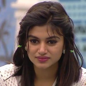 ''I don't think Oviya is so cheap to run behind''