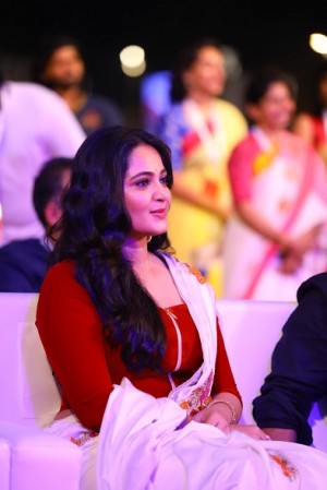 Baahubali 2 (aka) Bahubali 2