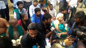 *மத்திய அமைச்சர்களை சந்தித்த விஷால் “ நம்ம அணியினர் “ !!