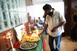 Students pay homage to late Balu Mahendra