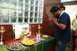 Students pay homage to late Balu Mahendra