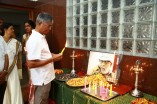 Students pay homage to late Balu Mahendra