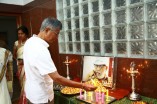 Students pay homage to late Balu Mahendra
