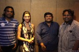 Anirudh and Shruthi sings for Ennamo Edho