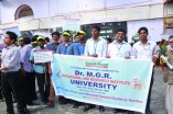 Volunteers of Dr. MGR University, Maduravoyal in Swachch Bharath 2014 Campaign