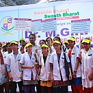 Volunteers of Dr. MGR University, Maduravoyal in Swachch Bharath 2014 Campaign
