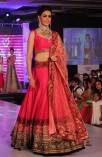 Genelia walks the ramp for HV Jewels