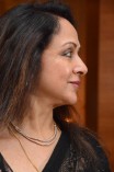 Hema Malini at Gallery Veda Exhibition