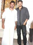 Ilayathalapathy Vijay appreciates Kanchana 2