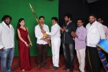 Ilayathalapathy Vijay releases audio of En Vazhi Thani Vazhi