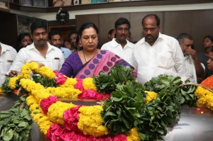 Industry pays last respect to Vinu Chakravarthy