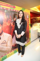 Inji Iduppazhagi Audio Launch