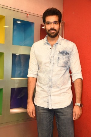 Ippadai Vellum Special Show