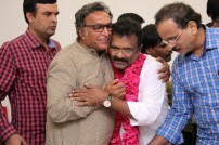 Kadavul Irukaan Kumaru Teaser Release