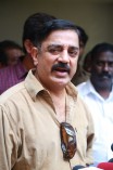 Kamal Haasan returns to pay condolence to K.Balachander