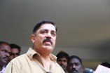 Kamal Haasan returns to pay condolence to K.Balachander