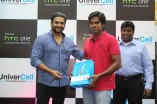 Madhavan launches HTC One