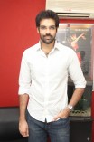 Naaigal Jaakirathai Premiere Show