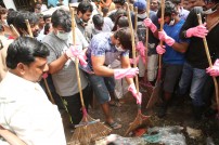 Nadigar Sangam Cleans Chennai