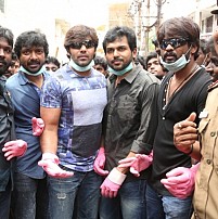 Nadigar Sangam Cleans Chennai