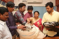  Nadigar Sangam provides relief to flood victims