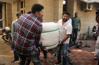  Nadigar Sangam provides relief to flood victims