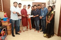  Nadigar Sangam provides relief to flood victims
