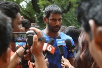  Nadigar Sangam provides relief to flood victims